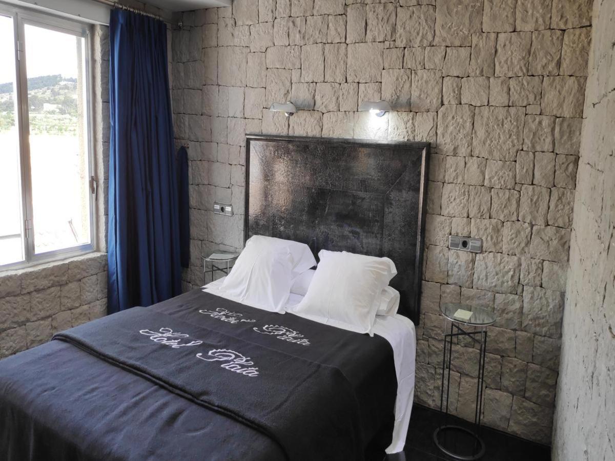 Hotel Plata Ibi Buitenkant foto