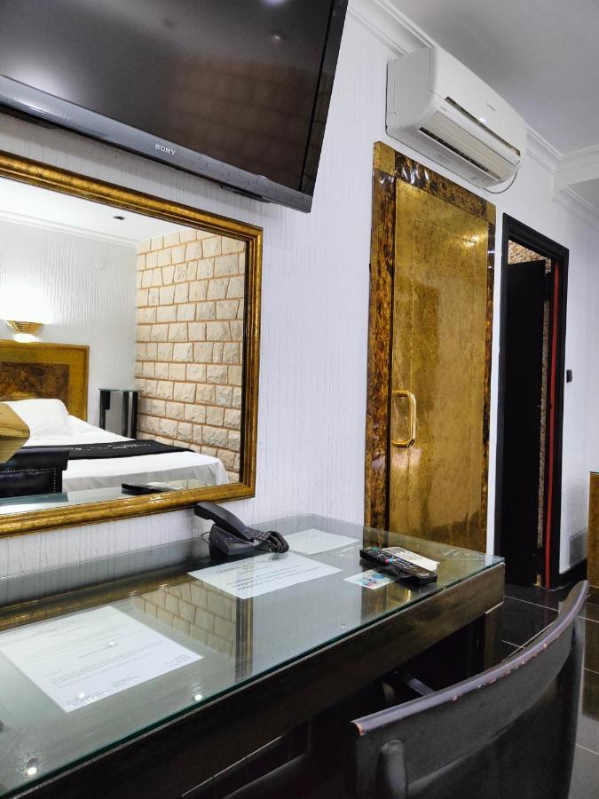 Hotel Plata Ibi Buitenkant foto