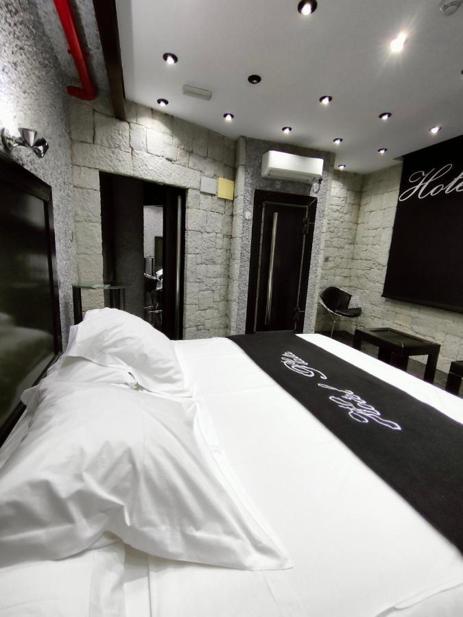 Hotel Plata Ibi Buitenkant foto