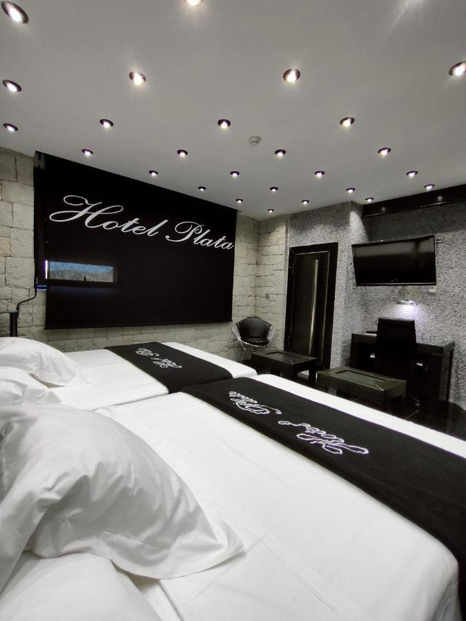 Hotel Plata Ibi Buitenkant foto